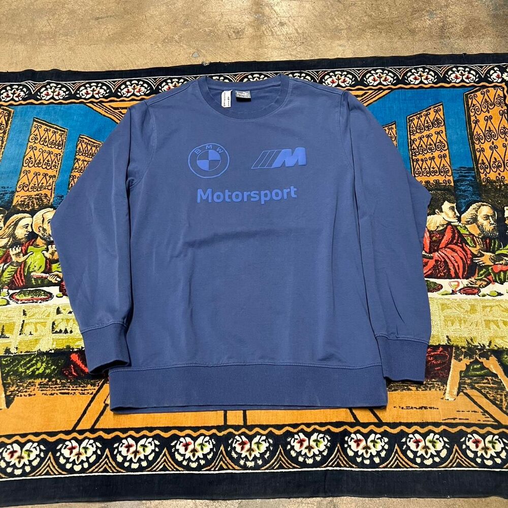 Bmw puma motorsport sweatshirt Size xl blue sweatshirt embossed puff print car
